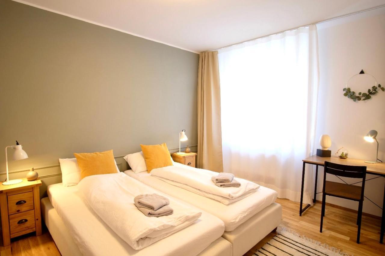 4-Room Luxury Apartment - Close To Central Station, Free Parking, Kitchen Lipsia Esterno foto